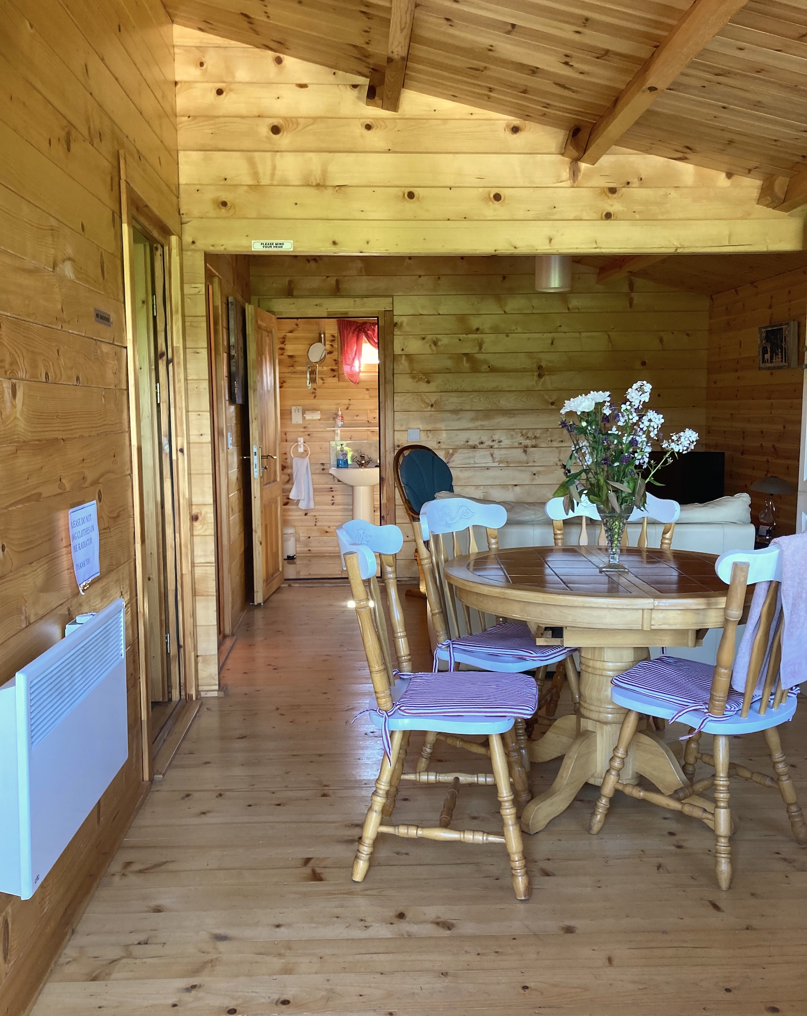 Airbnb Shillelagh Wicklow Cookie FM Nirina-4